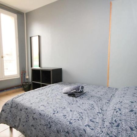 02 - Chambre Avec Lit Double Et Sdb Prive Wifi Saint-Denis (Seine-Saint-Denis) Exterior foto